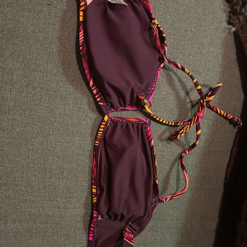 Old Navy Multicolor Bikini Top - Picture 2 of 3